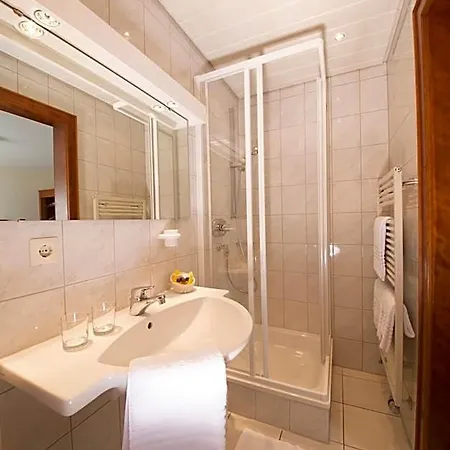 Hotel Restaurant Lamm 3*