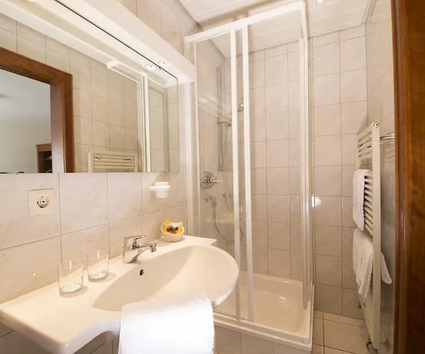 Restaurant Lamm ホテル 3*